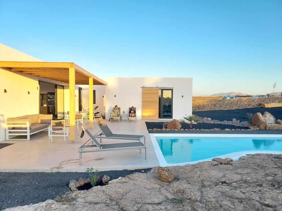 Villa Tabaiba en Lajares con Piscina Exterior foto